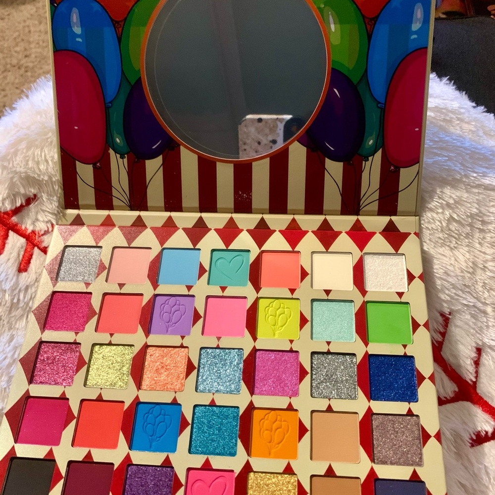 NWT Beauty Creations Remi Circus Clown Palette - Picture 3 of 15